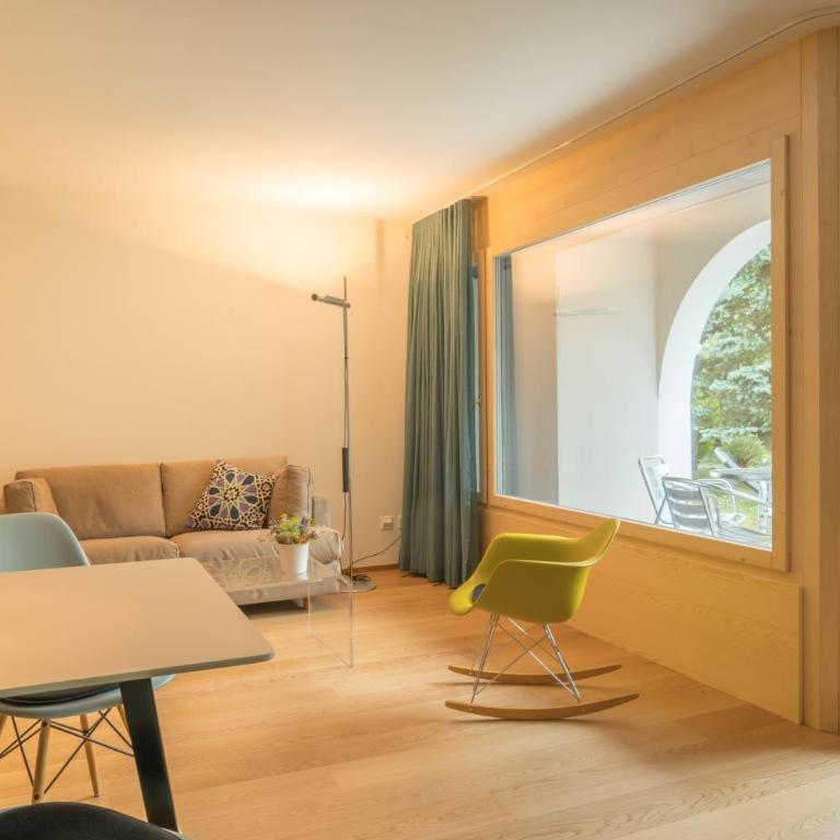 Chesa Curtinella 14 - Apartment mit Blick auf die Berge - 8