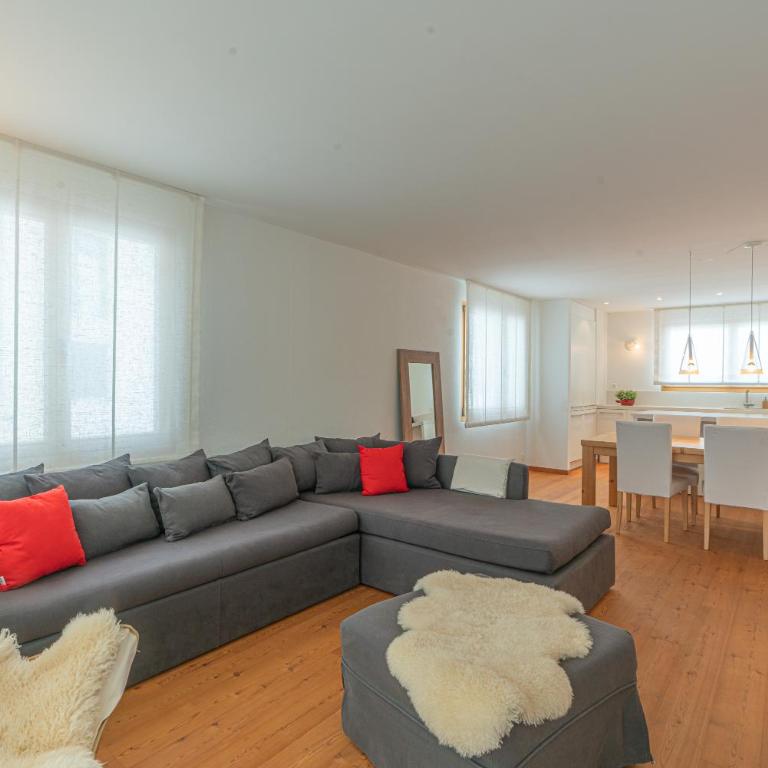 Chesa Blaunca B4 - Apartment mit Blick auf die Berge - 1