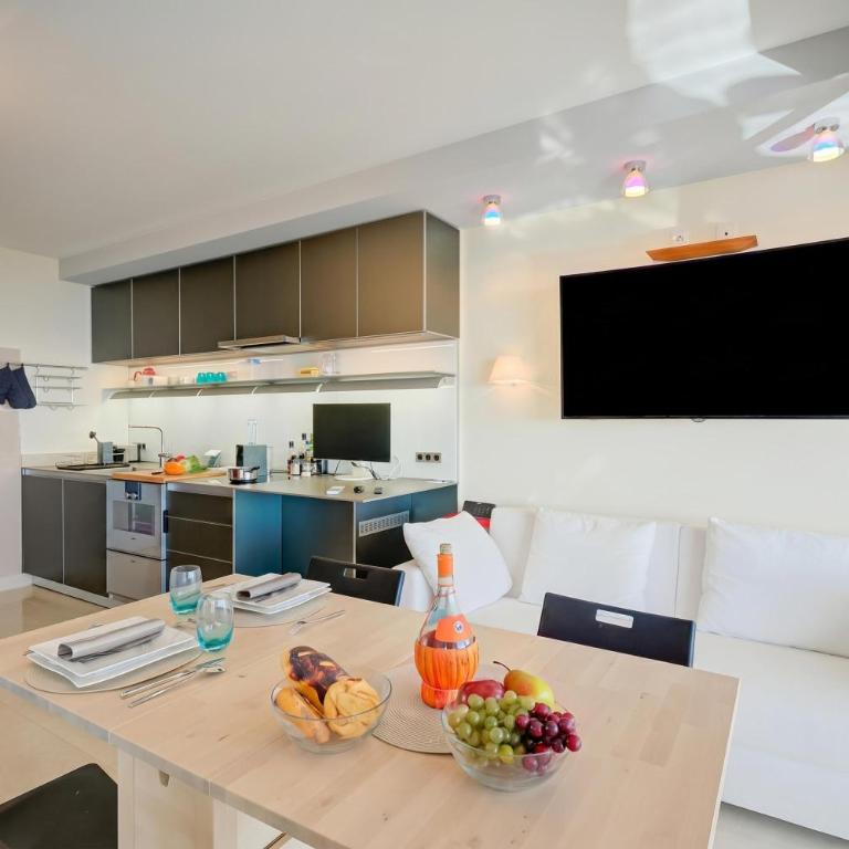 Studio sea view - Swimming pool & Terrace - Happy Rentals - Studio avec Terrasse - 13