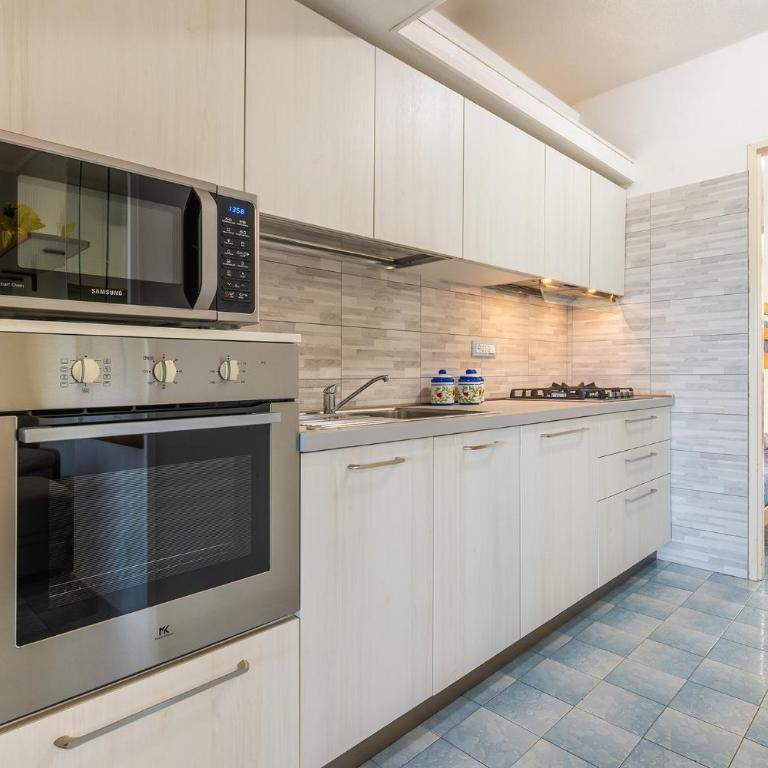 AffittaSardegna-Trilo Maestrale - Appartamento con 2 Camere da Letto - 16