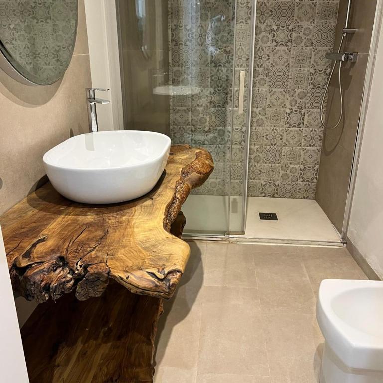 Troya de Triana Boutique Apartment - One-Bedroom Apartment - 1