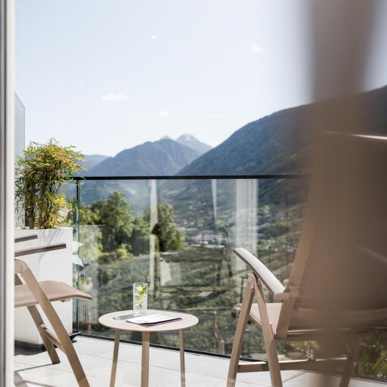 Small & Beautiful Hotel Gnaid - Chambre Double avec Balcon - 1