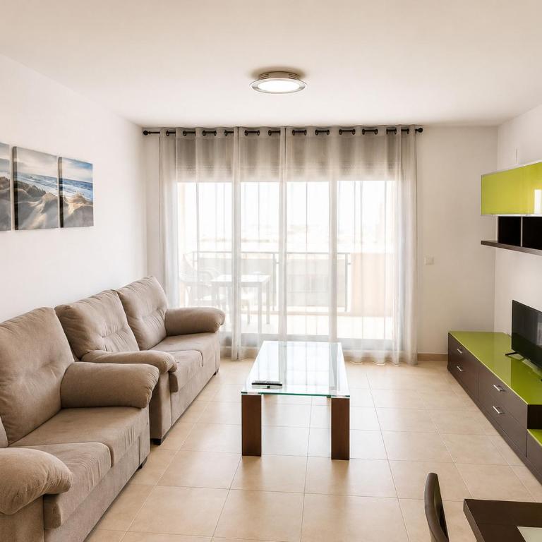 A H Rentals Garbi Apartamento con parking - Apartamento de 2 dormitorios - 1