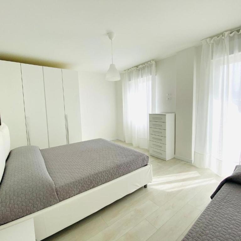 Maredena - Ampio e Centrale - Immobil Relax - Appartamento con 2 Camere da Letto - 10