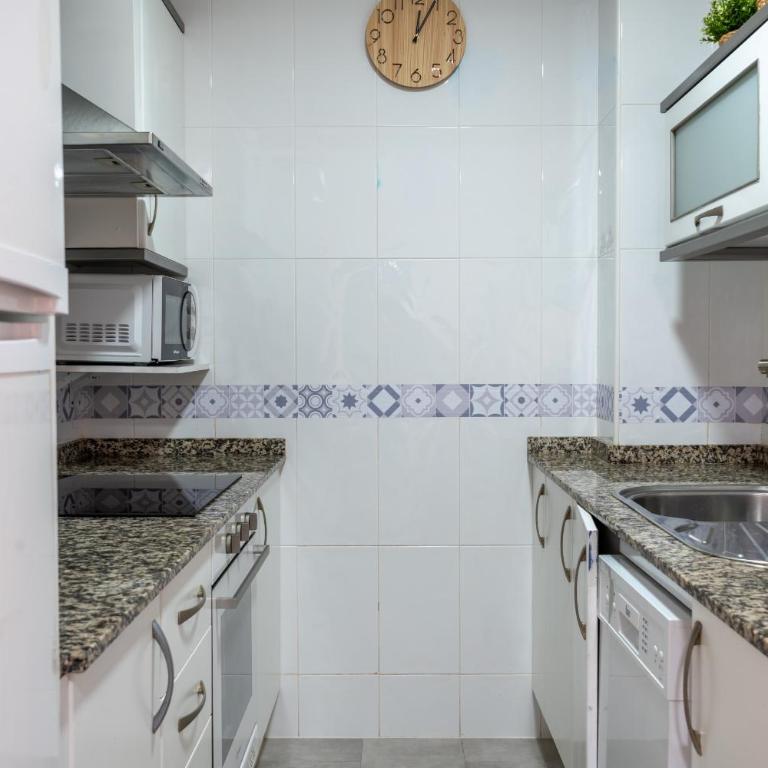Global Vacacional, planta baja con gran terraza y urbanizacion con piscina - Appartement - Rez-de-Chaussée - 20