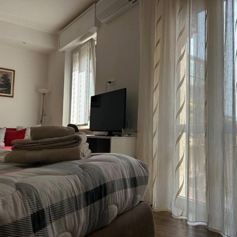 Valverde Apartment and Rooms - Camera Deluxe Matrimoniale/Doppia con Letti Singoli con Balcone - 8