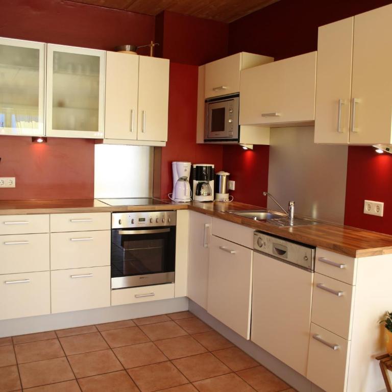 Chalet in Piesendorf near Kaprun - Superior Chalet - 8