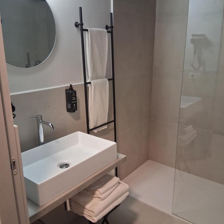 Rose del Lago - Suite Deluxe - 3