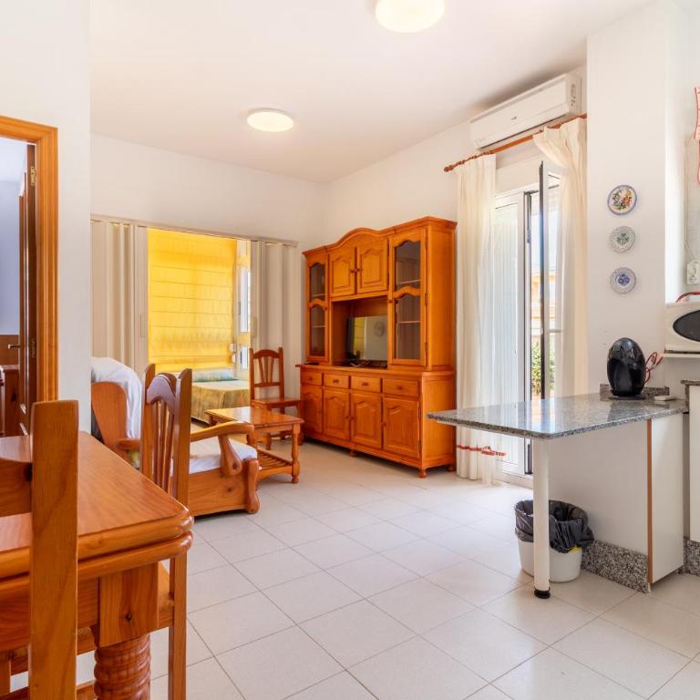 Global Vacacional, Apartamento ideal y comodo cerca de la playa de Canet de Berenguer - Apartamento - Planta baja - 1