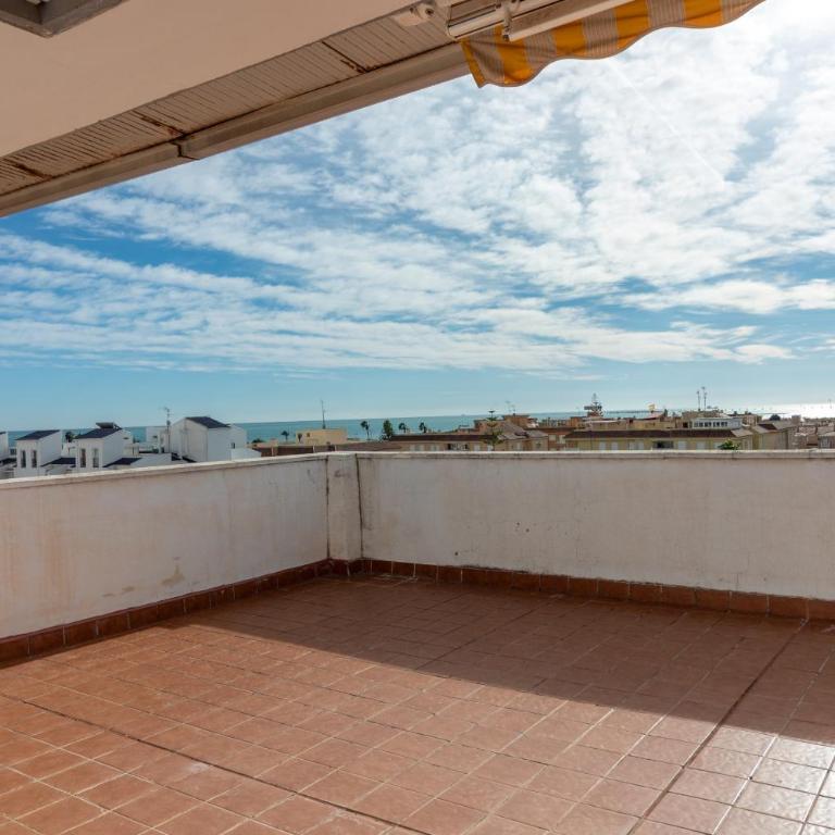 Global Vacacional, Atico en la playa de Canet con gran terraza - Appartamento - 18