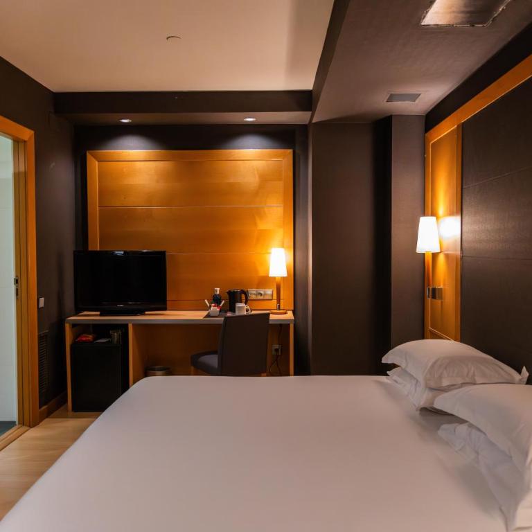 Hotel Barcelona Universal - Habitación Doble Estándar - 1 o 2 camas - 9