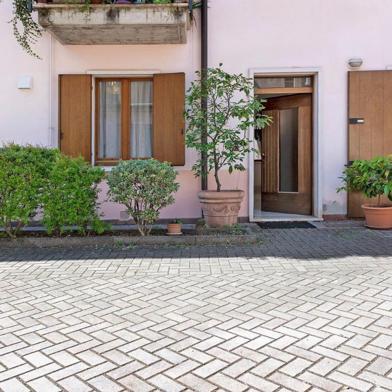 Bee Home In Verona - Casa con 2 Camere da Letto - 23