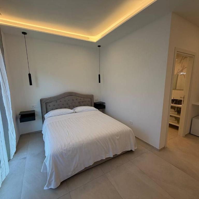 Kyma Rooms Olbia - Camera Matrimoniale con Bagno Privato - 2