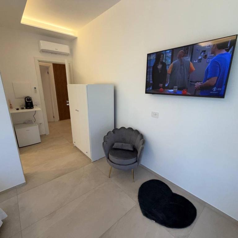 Kyma Rooms Olbia - Camera Matrimoniale con Bagno Privato - 3