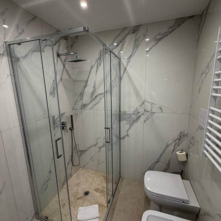 Kyma Rooms Olbia - Camera Matrimoniale con Bagno Privato - 6