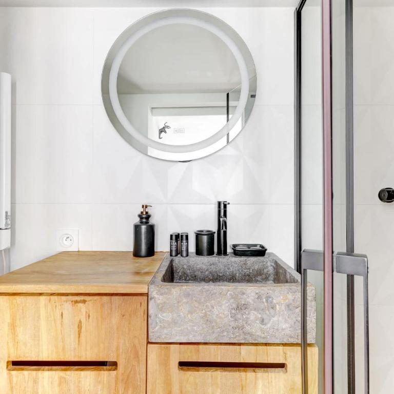 Studio lumineux au coeur de Paris - Appartement - 4
