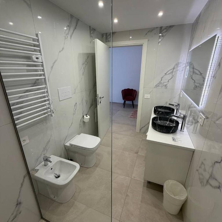 Kyma Rooms Olbia - Camera Matrimoniale con Bagno Privato - 1