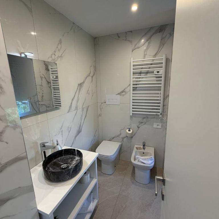 Kyma Rooms Olbia - Camera Matrimoniale con Bagno Privato - 3