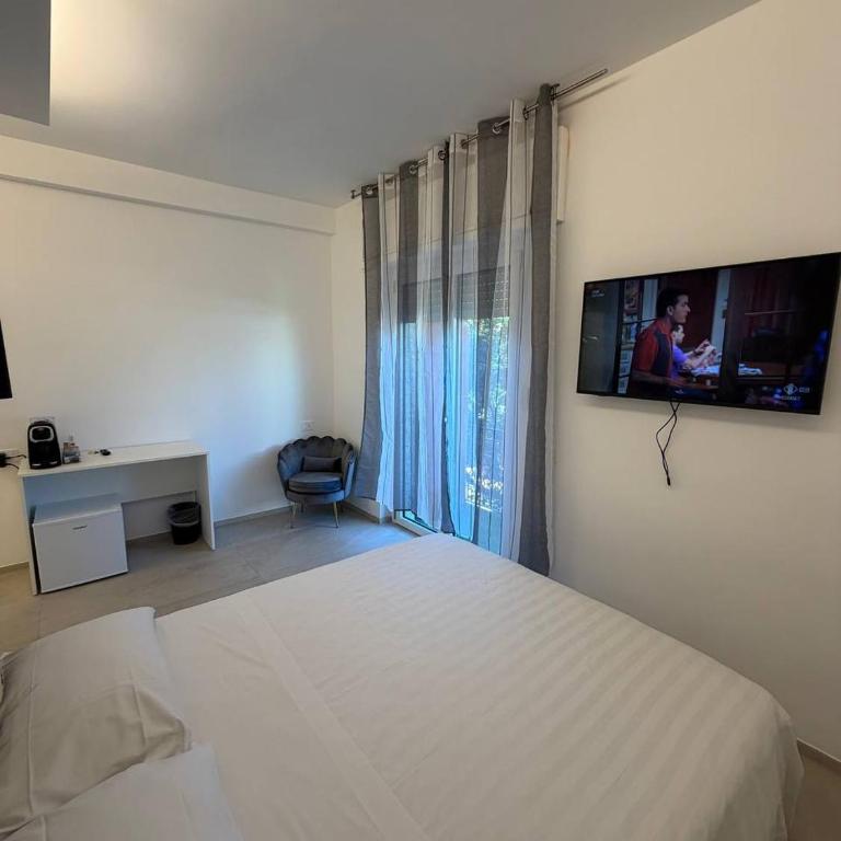 Kyma Rooms Olbia - Camera Matrimoniale con Bagno Privato - 1