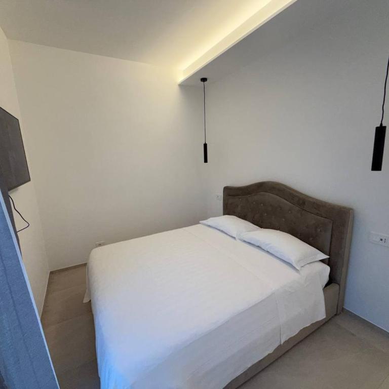 Kyma Rooms Olbia - Camera Matrimoniale con Bagno Privato - 3