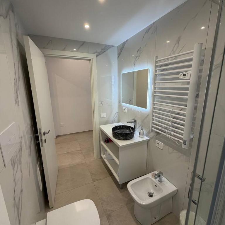 Kyma Rooms Olbia - Camera Matrimoniale con Bagno Privato - 6