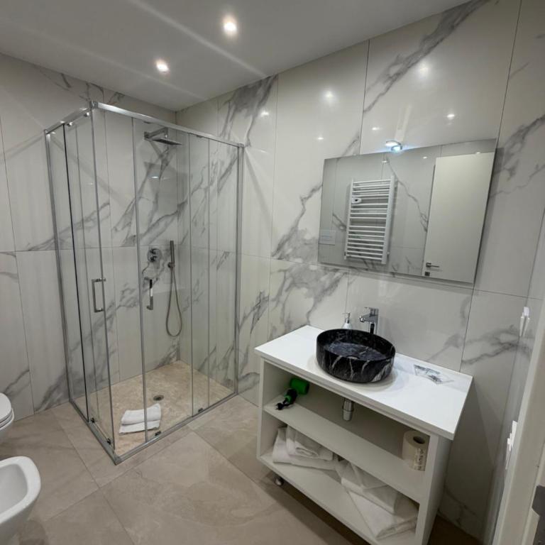 Kyma Rooms Olbia - Camera Matrimoniale con Bagno Privato - 3