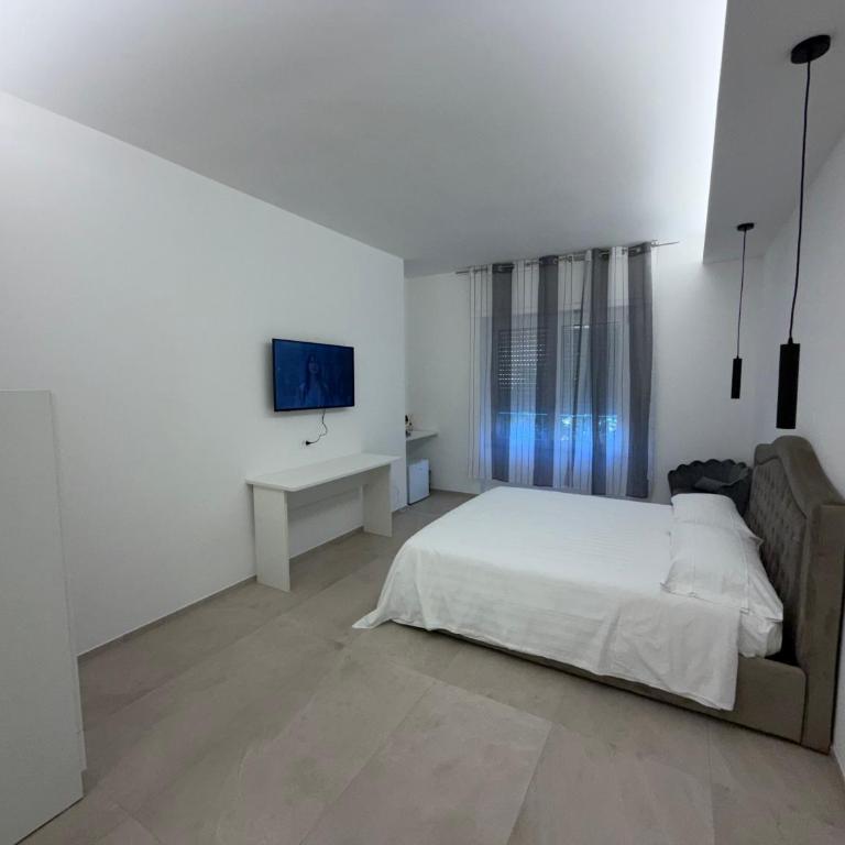 Kyma Rooms Olbia - Camera Matrimoniale con Bagno Privato - 7