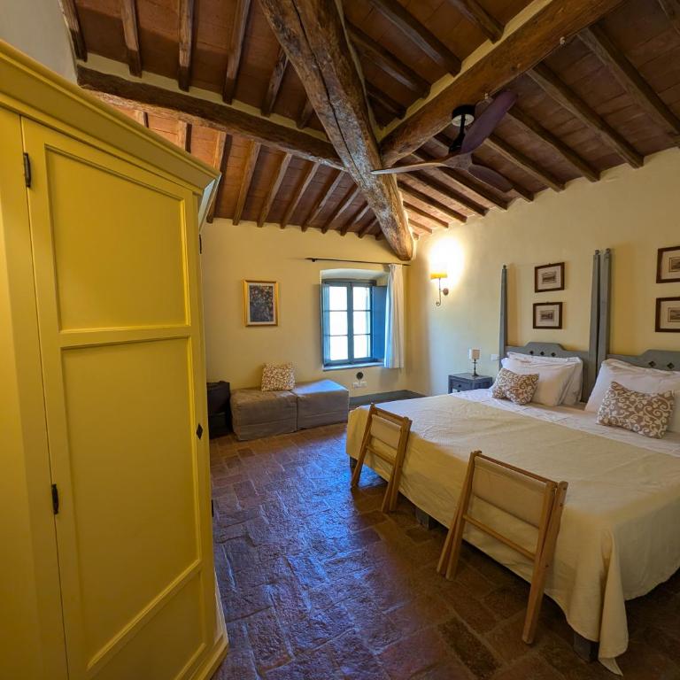 Podere Spedalone - Camera Familiare con Vista Giardino - 1