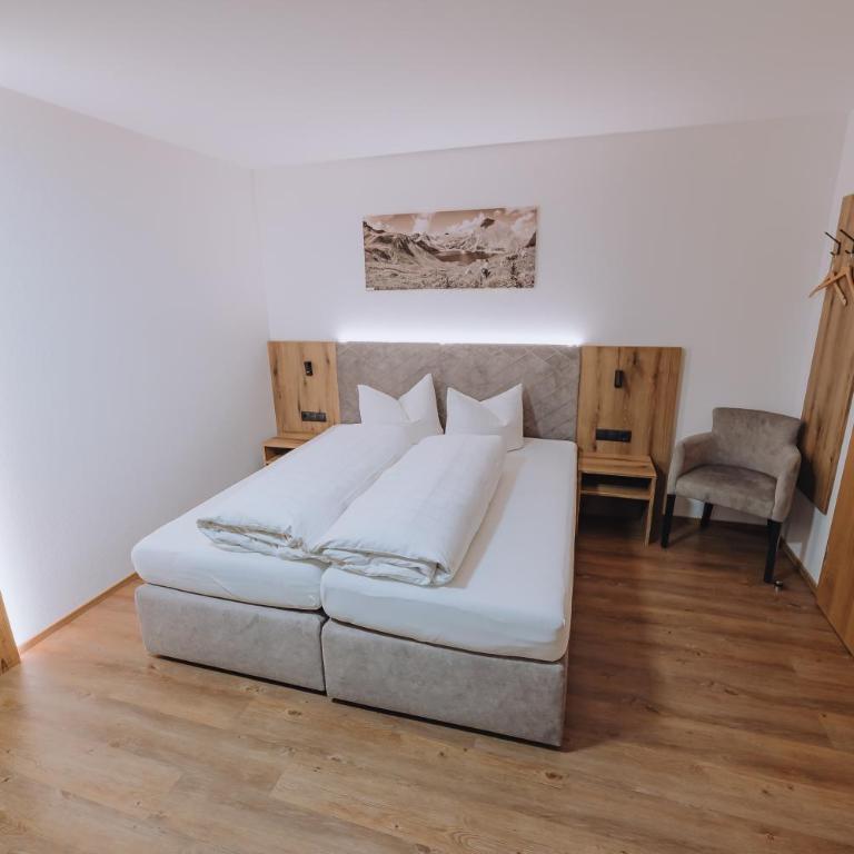 Sonnenhang Montafon - Suite mit Bergblick - 10