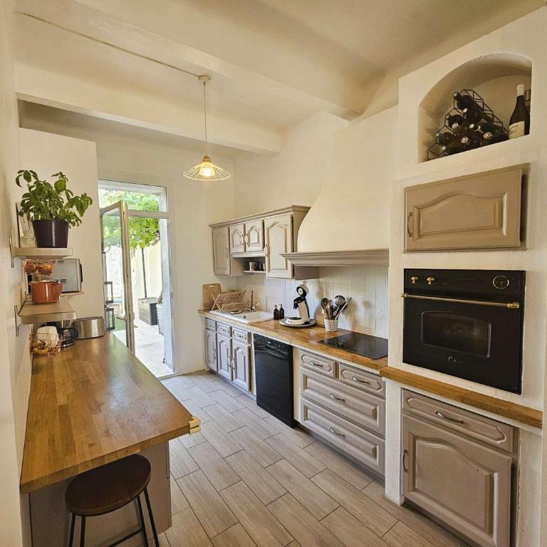 Charmante maison, à 150 m de la mer, piscine, climatisation, Wifi, ... - Villa avec Piscine Privée - 9