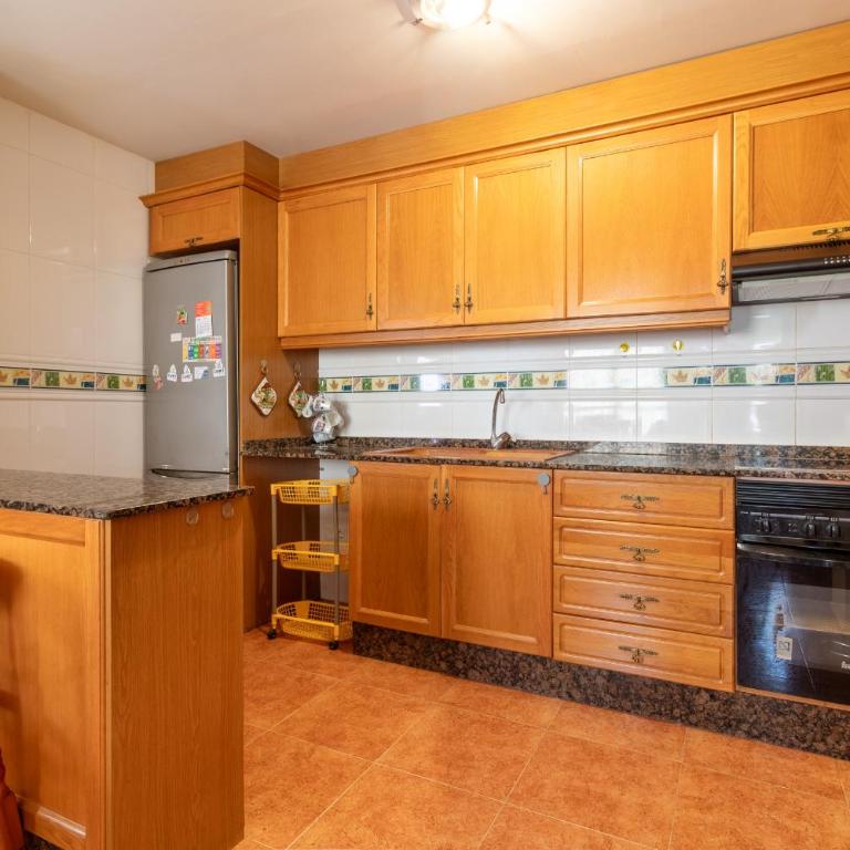 Global Vacacional: Apartamento familiar con piscina y terraza en Canet - Apartment - 7