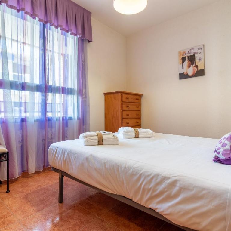 Global Vacacional: Apartamento familiar con piscina y terraza en Canet - Apartment - 13