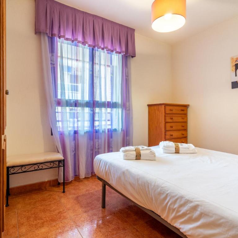 Global Vacacional: Apartamento familiar con piscina y terraza en Canet - Apartment - 14