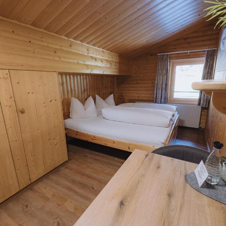 Sonnenhang Montafon - Standard Doppelzimmer - 8