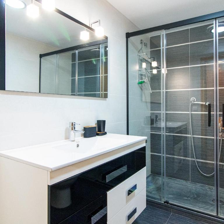 Global Vacacional, comodo piso de dos habitaciones en Brezo - Appartamento - 17