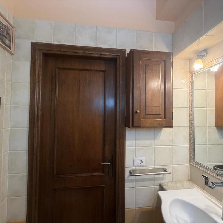 Casa Vacanze V&L - Two-Bedroom House - 8