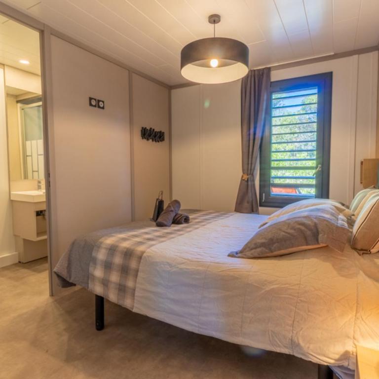 Delya, chalet confort, climatisation, piscine - Chalet 3 Chambres - 12