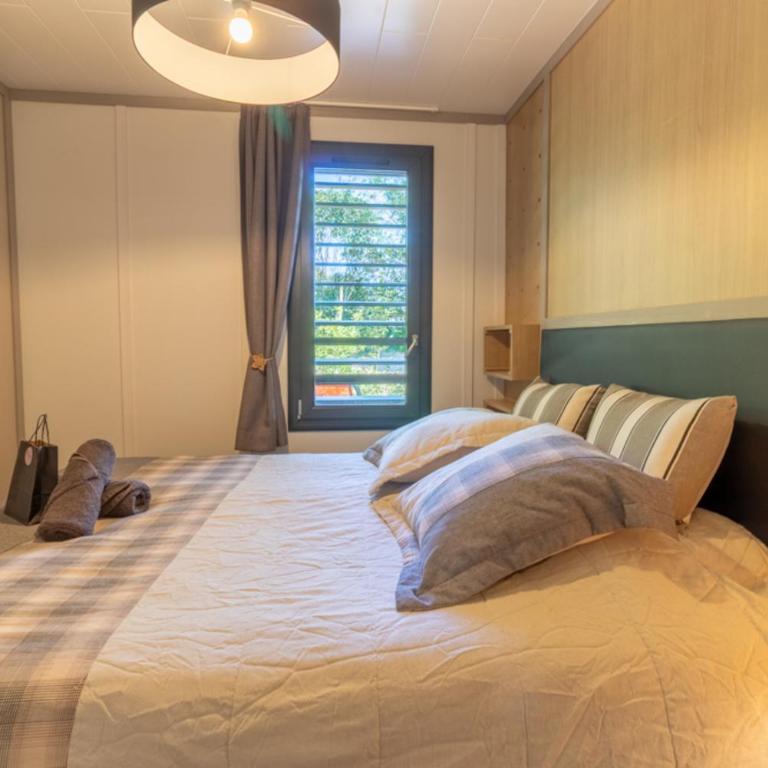 Delya, chalet confort, climatisation, piscine - Chalet 3 Chambres - 13