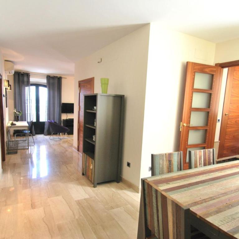 Apartamentos Living Sevilla Centro Maestranza - Apartamento Deluxe de 3 dormitorios - 5