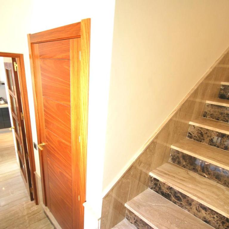 Apartamentos Living Sevilla Centro Maestranza - Apartamento Deluxe de 3 dormitorios - 16