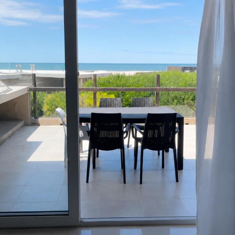 Linda Bay Premium Resort - Apartment with Sea View - 1