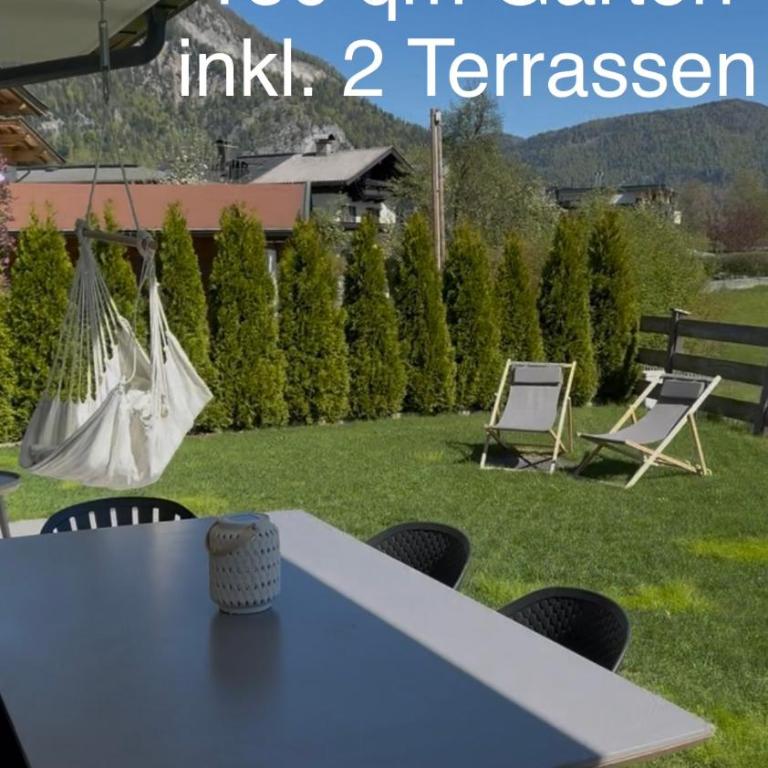 Ferienwohnung Tirolglück mit großem Garten - Two-Bedroom Apartment - 5