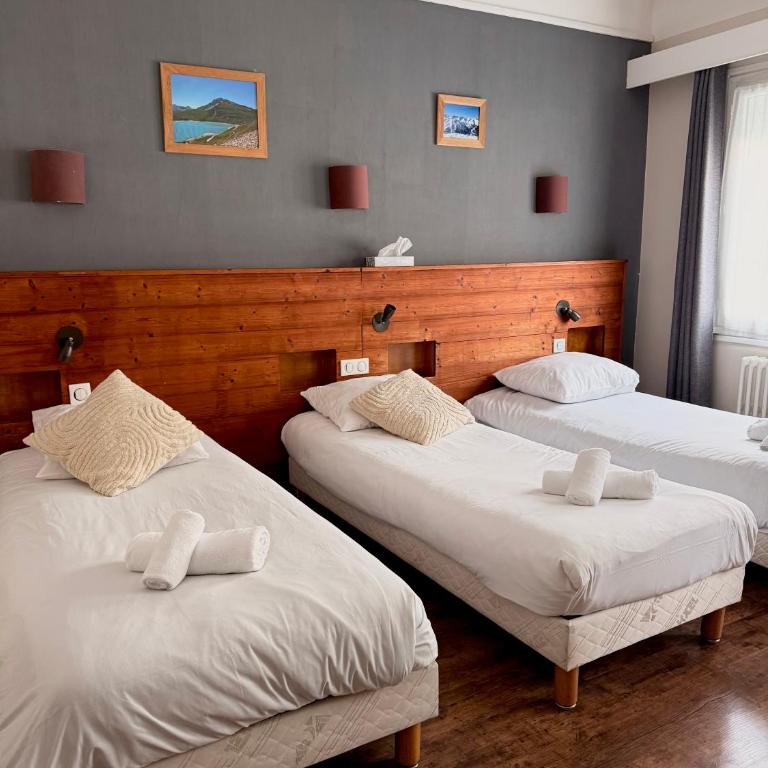 Savoy Hotel & Restaurant - Chambre Triple - 4
