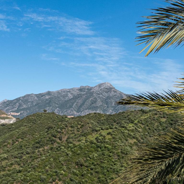Luxury 3-Bed Penthouse Retreat with Sea & Golf Views - Apartamento de 3 dormitorios con vistas al mar - 31