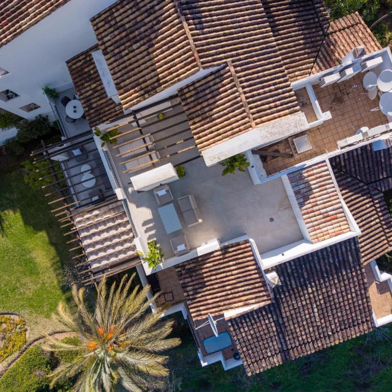 Luxury 3-Bed Penthouse Retreat with Sea & Golf Views - Apartamento de 3 dormitorios con vistas al mar - 32
