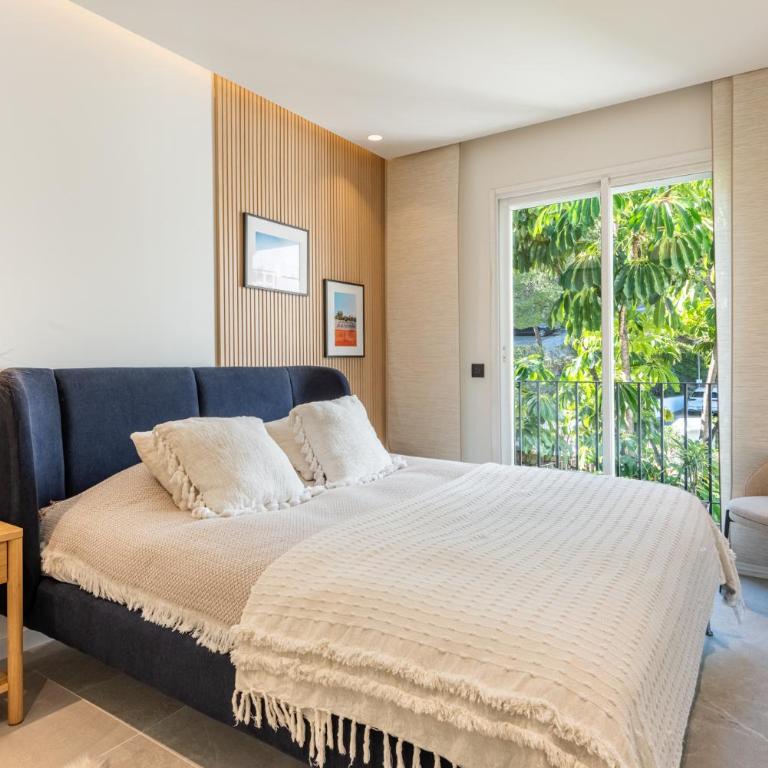 Luxury 3-Bed Penthouse Retreat with Sea & Golf Views - Apartamento de 3 dormitorios con vistas al mar - 16