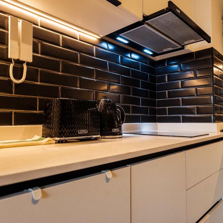 Chic 1BR in Nunoa Cozy Balcony Pool Access - Apartamento - 5