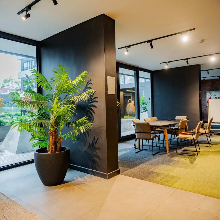 Chic 1BR in Nunoa Cozy Balcony Pool Access - Apartamento - 29