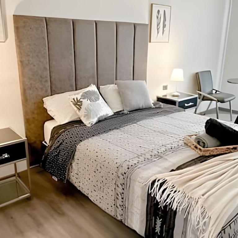 Depto. moderno y cómodo | WIFI |Aire acondicionado - Estudio Estándar - 1