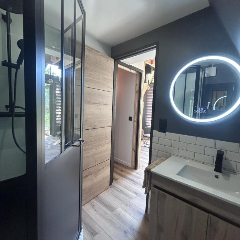 Tiny house au coeur de la nature - Maison 2 Chambres - 9